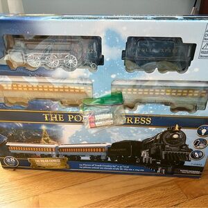 Lionel Polar Express Train Set - Blue and Black